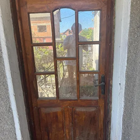 Pazardzhik Shelter House 3 Empty Rooms, No Electric, No Water, No Wc, Free Car Parking, Glavinitsa Self Check-in *