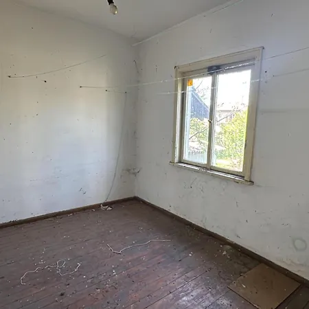 Pazardzhik Shelter House 3 Empty Rooms, No Electric, No Water, No Wc, Free Car Parking, Glavinitsa Self Check-in Campsite